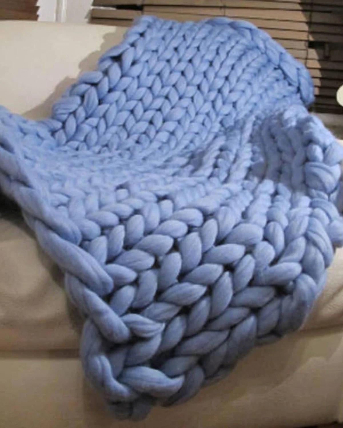 Throw Blanket Hand-Knitted Chunky Chenille Breathable Knit