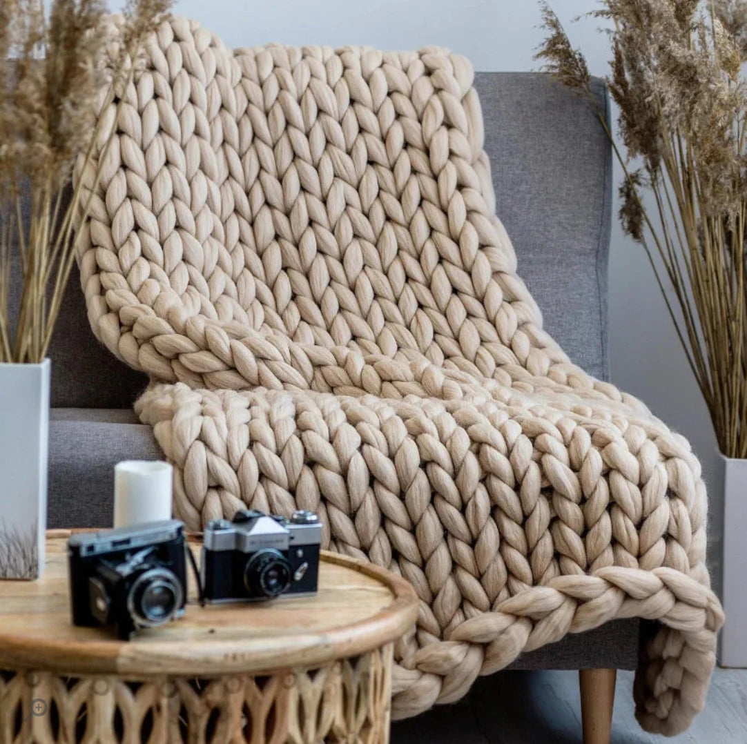 Throw Blanket Hand-Knitted Natural Fiber All-Season