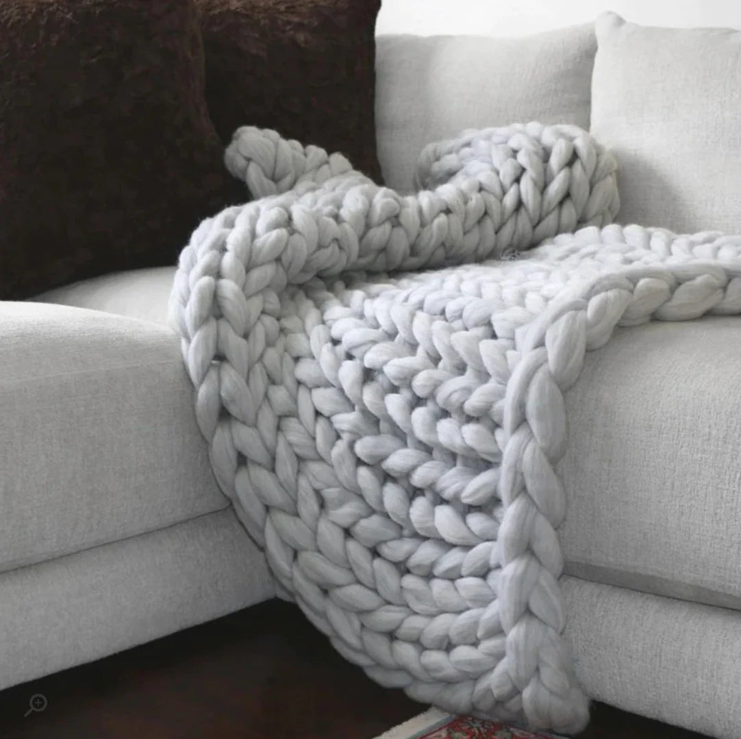 Throw Blanket Hand-Knitted Natural Fiber All-Season