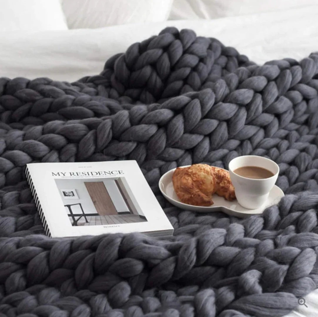 Throw Blanket Hand-Knitted Natural Fiber All-Season