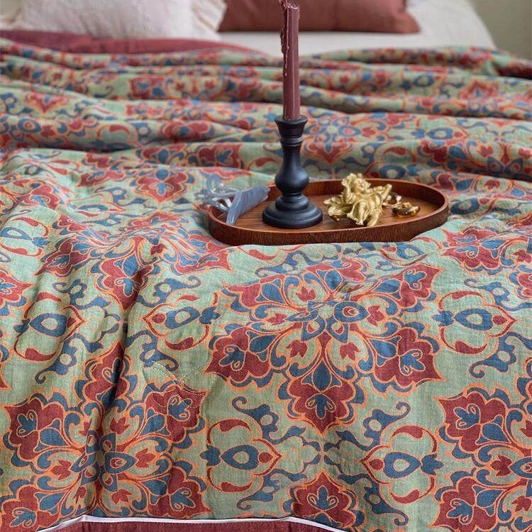Throw Blanket Lightweight Quilted Retro Floral