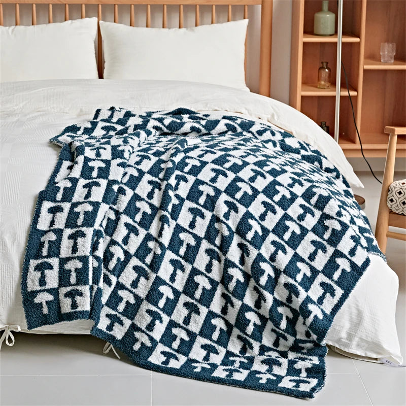 Throw Blanket Microfiber Checkerboard Jacquard & Anti-Pilling