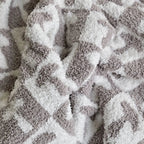Throw Blanket Microfiber Checkerboard Jacquard & Anti-Pilling