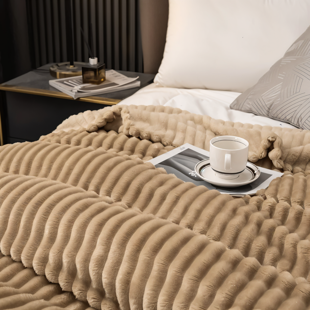 Throw Blanket Soft Ribbed Fleece All-Season Machine-Washable