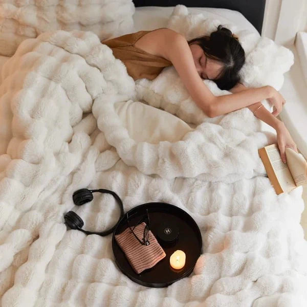 Throw Blanket Ultra-Soft Faux Fur Large 63 x 79