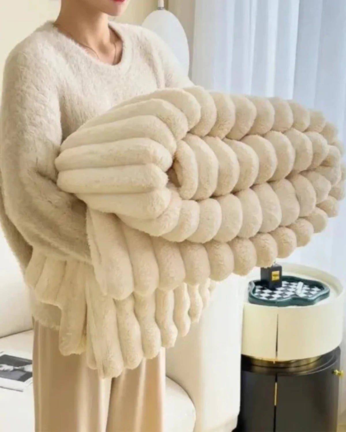 Throw Blanket Velvet-Soft Striped Lightweight Easy Care