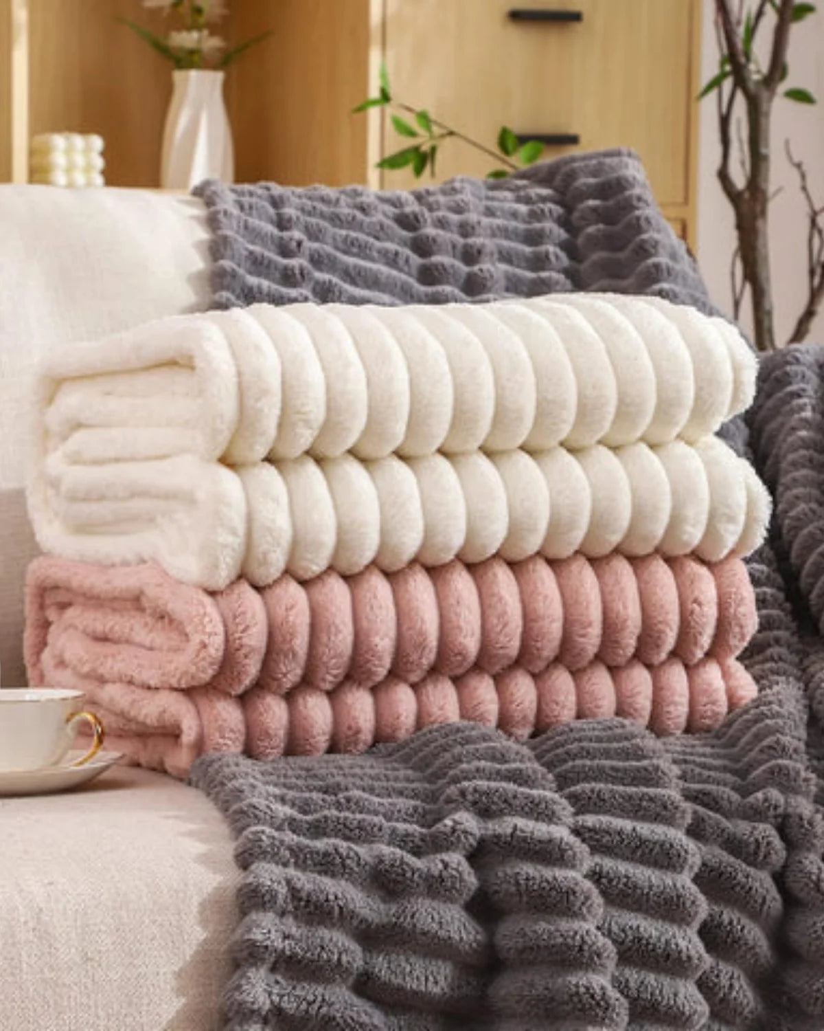 Throw Blanket Velvet-Soft Striped Lightweight Easy Care