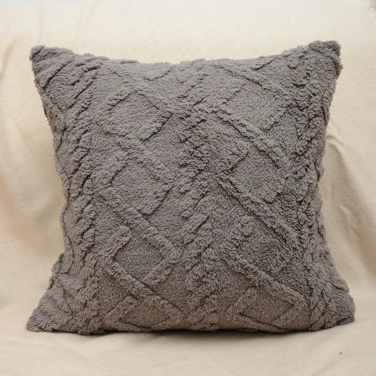 Throw Pillow Cover Plush Sherpa Geometric Tufting Hidden Zipper