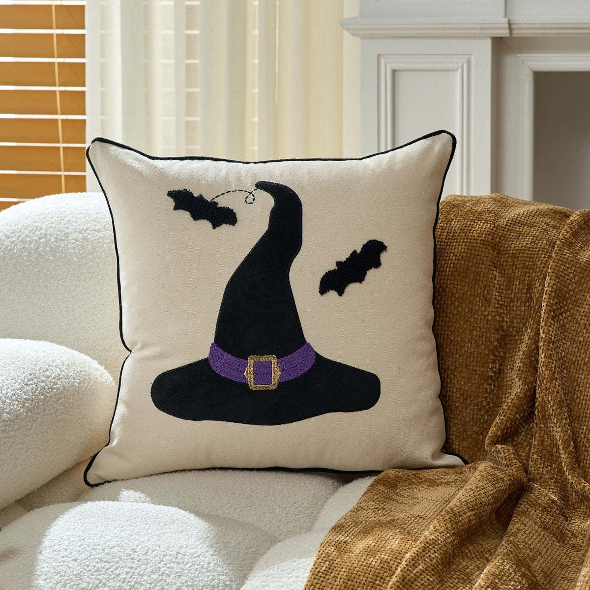 Throw Pillow Cover Tufted Ghost Bouclé Appliqué Cotton-Linen
