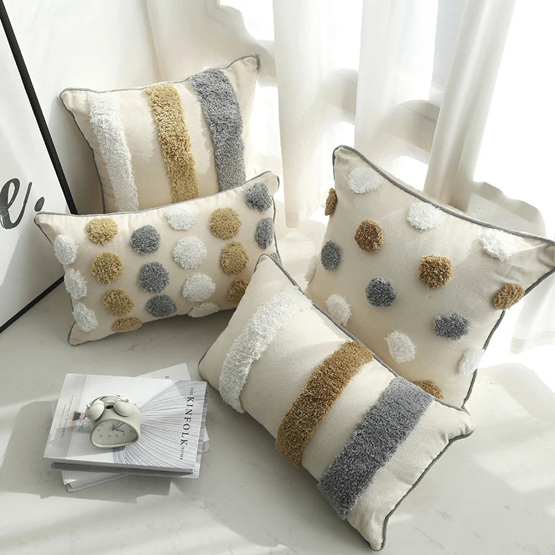 Throw Pillow Cover Tufted Pom-Pom Cotton-Linen Concealed Zipper