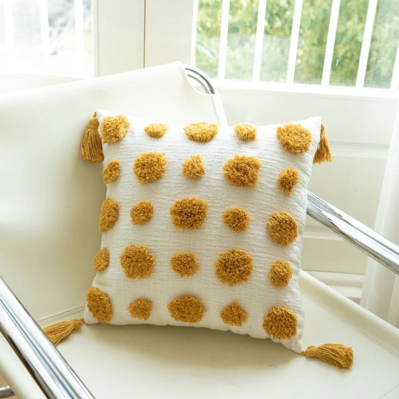Throw Pillow Handcrafted Pom-Pom Tufted Tassel Corners