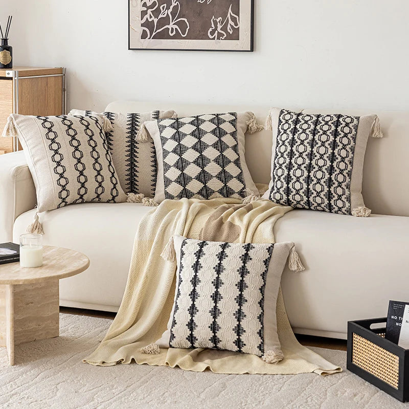 Throw Pillow Handwoven Cotton Diamond Texture & Tassel Corners