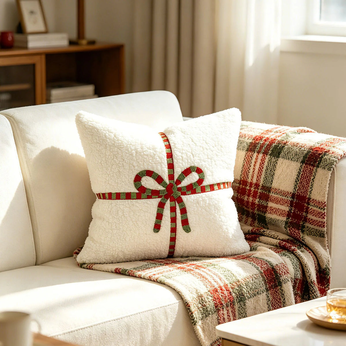 Throw Pillow Sherpa Embroidered Bow Hypoallergenic Insert