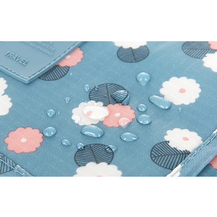 Toiletry Bag Waterproof Hanging Hook & Multiple Compartments