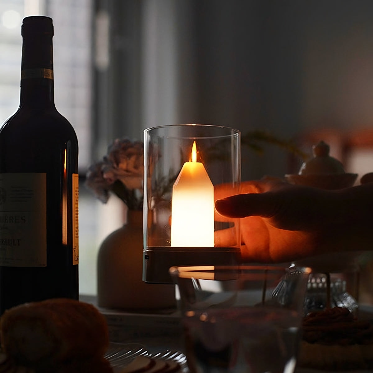 Touch-Free Gesture USB-Rechargeable Candle Lamp