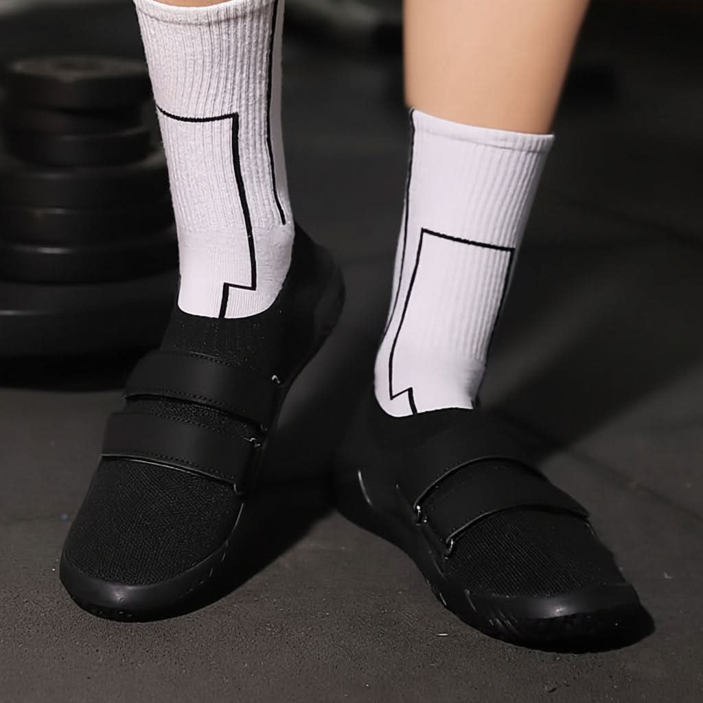 Training Shoes Flat Sole Slip-Resistant Rubber Outsole & Breathable Upper