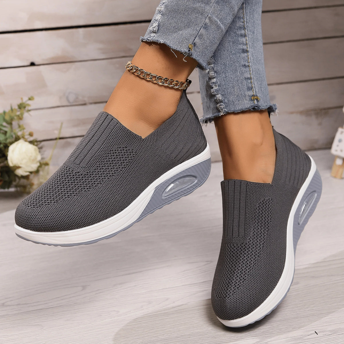 Walking Sneakers Ergonomic Arch Support & Cushioned Sole