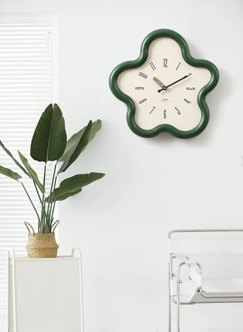 Wall Clock 3D Floral Design Silent Sweep