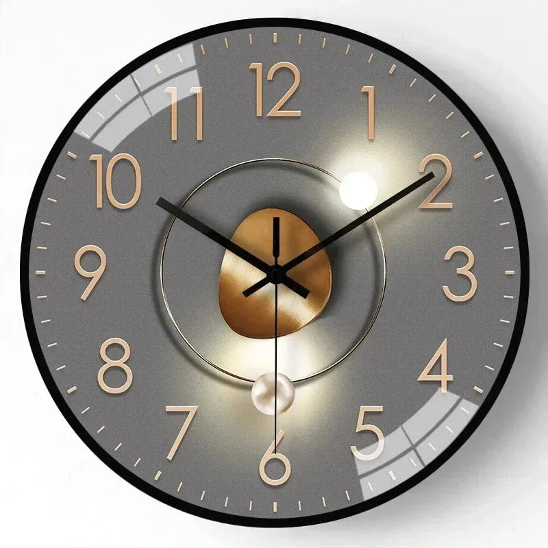 Wall Clock Silent Quartz Movement Minimalist Dial 11.8-Inch Diameter