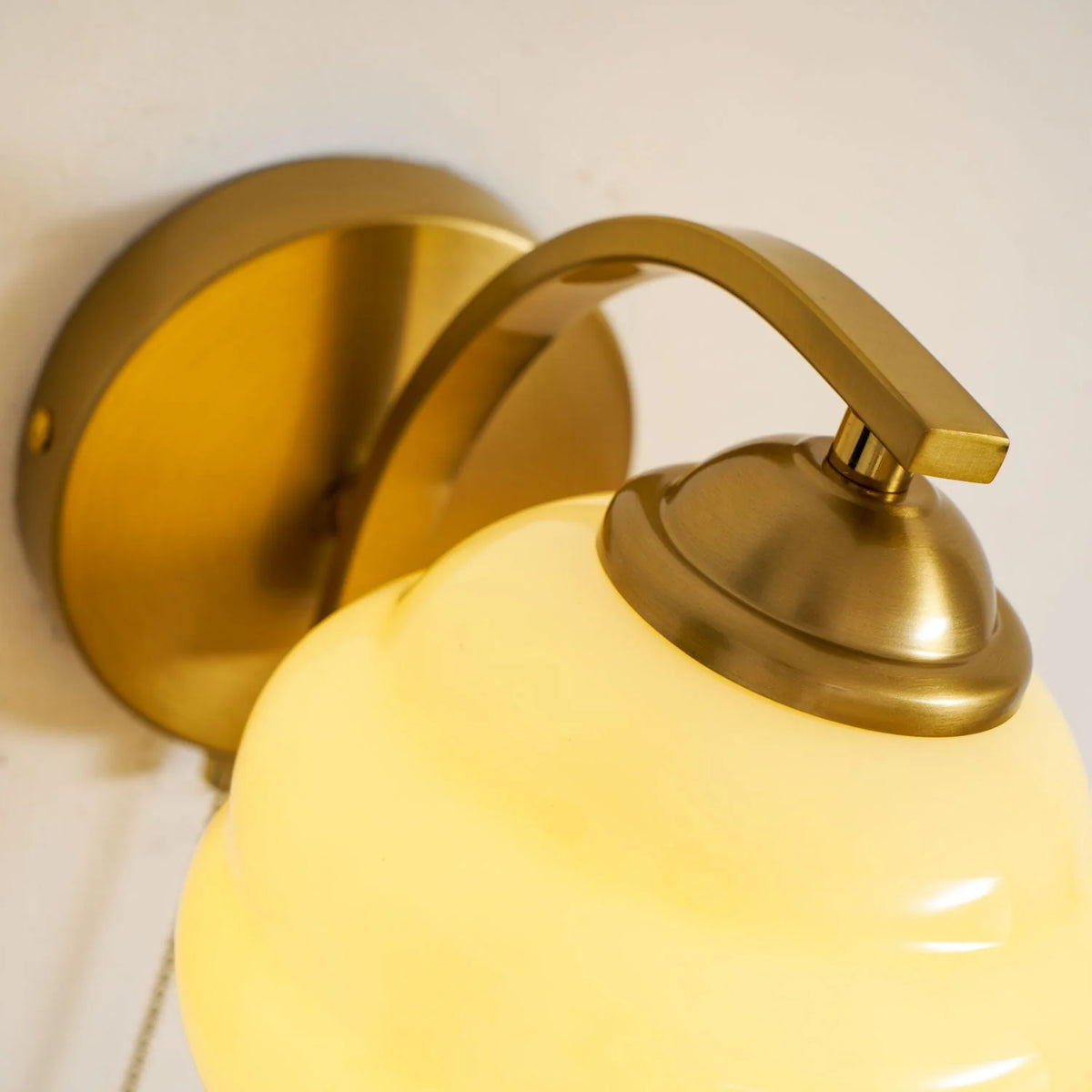Wall Lamp Art Deco Curved Glass Warm Ambient Light