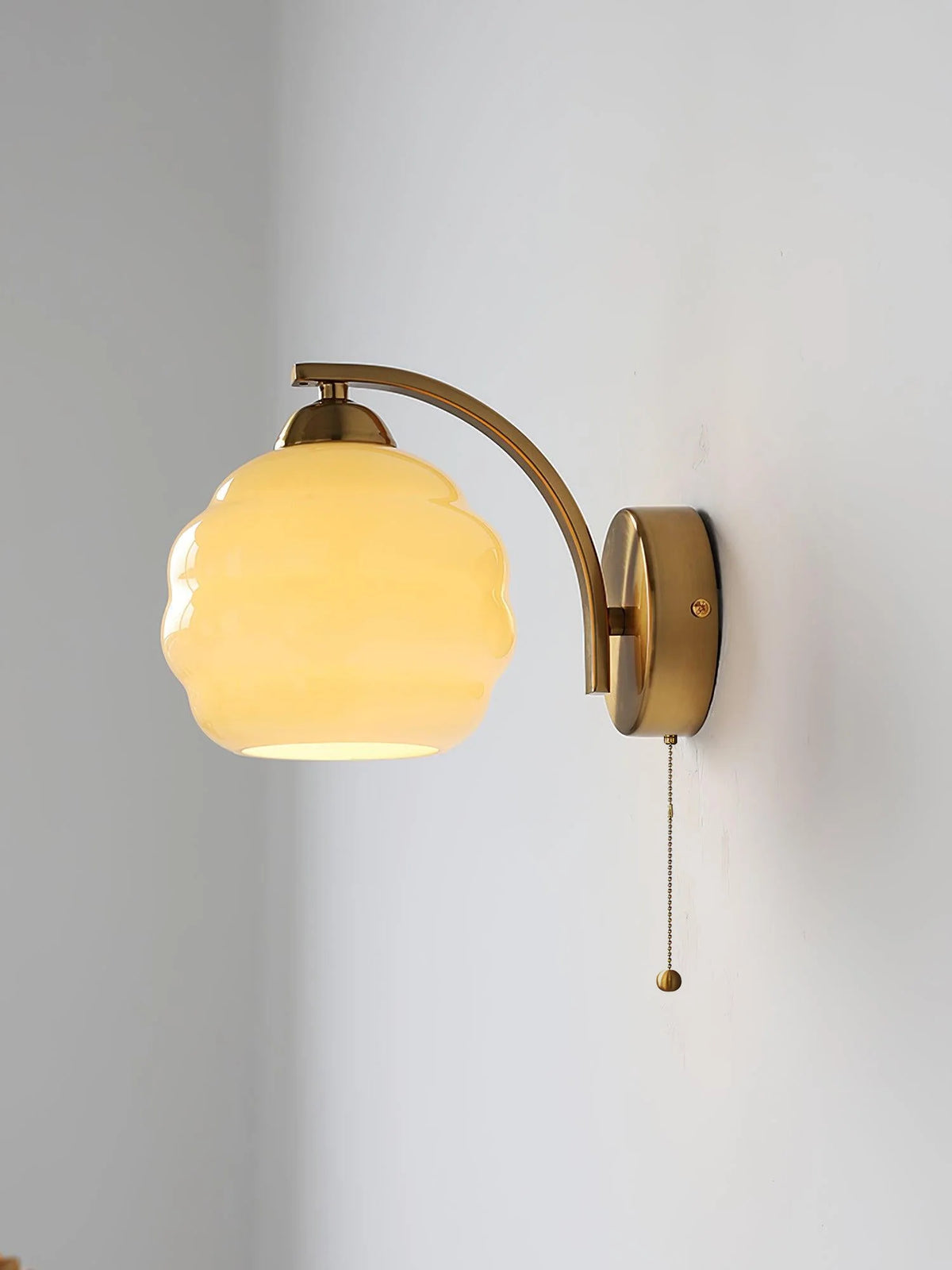 Wall Lamp Art Deco Curved Glass Warm Ambient Light