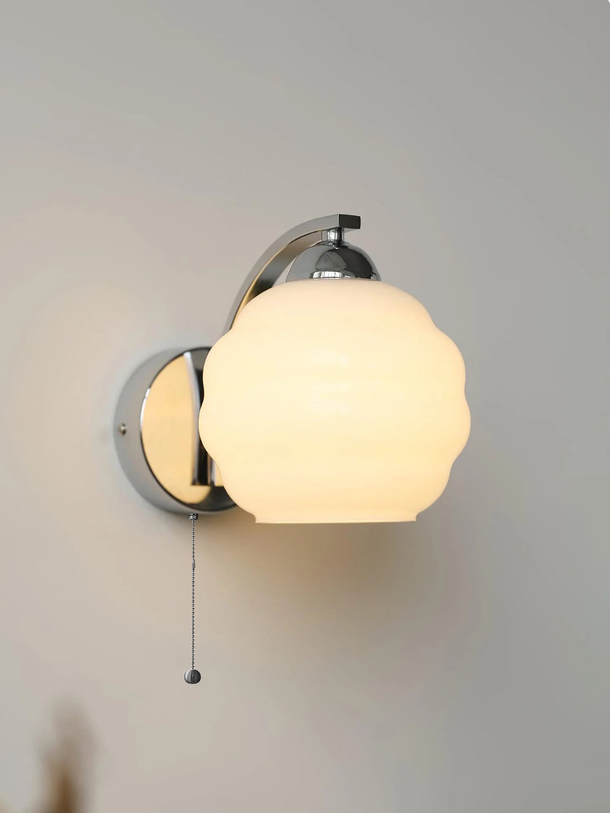 Wall Lamp Art Deco Curved Glass Warm Ambient Light
