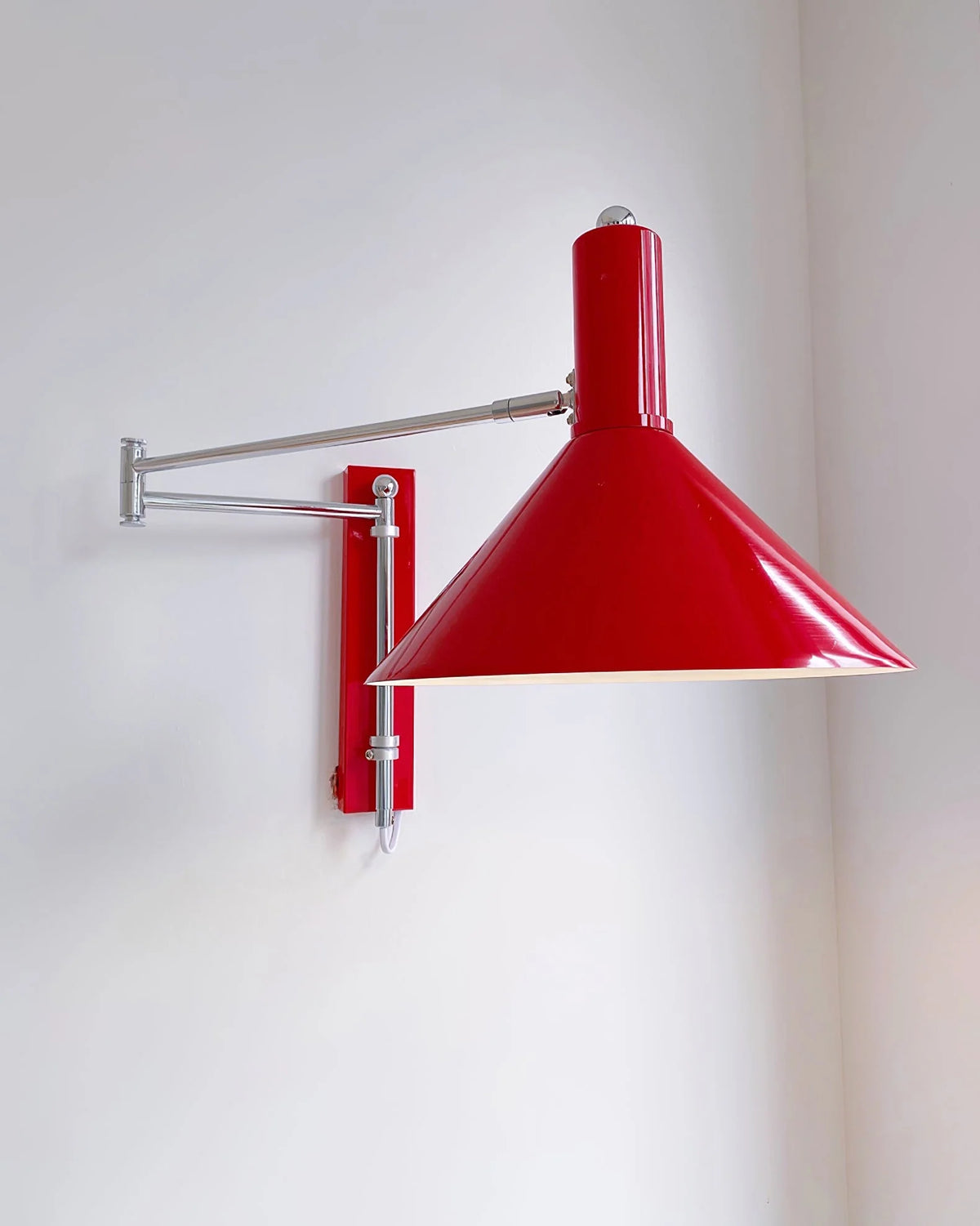 Wall Lamp Articulated Arm Metal Plug-In