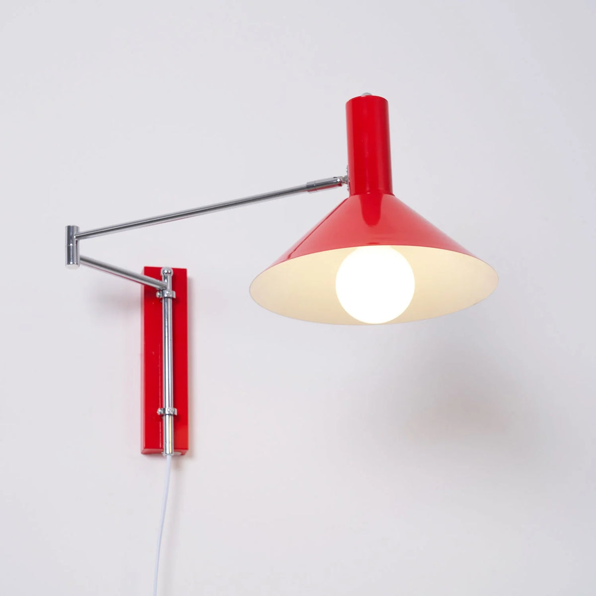 Wall Lamp Articulated Arm Metal Plug-In