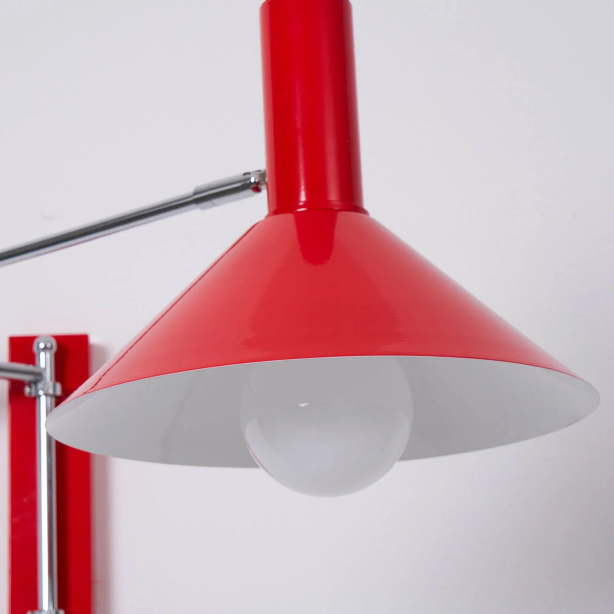 Wall Lamp Articulated Arm Metal Plug-In