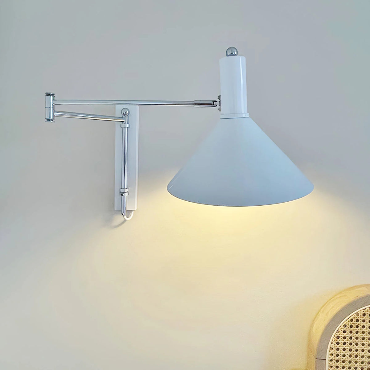 Wall Lamp Articulated Arm Metal Plug-In