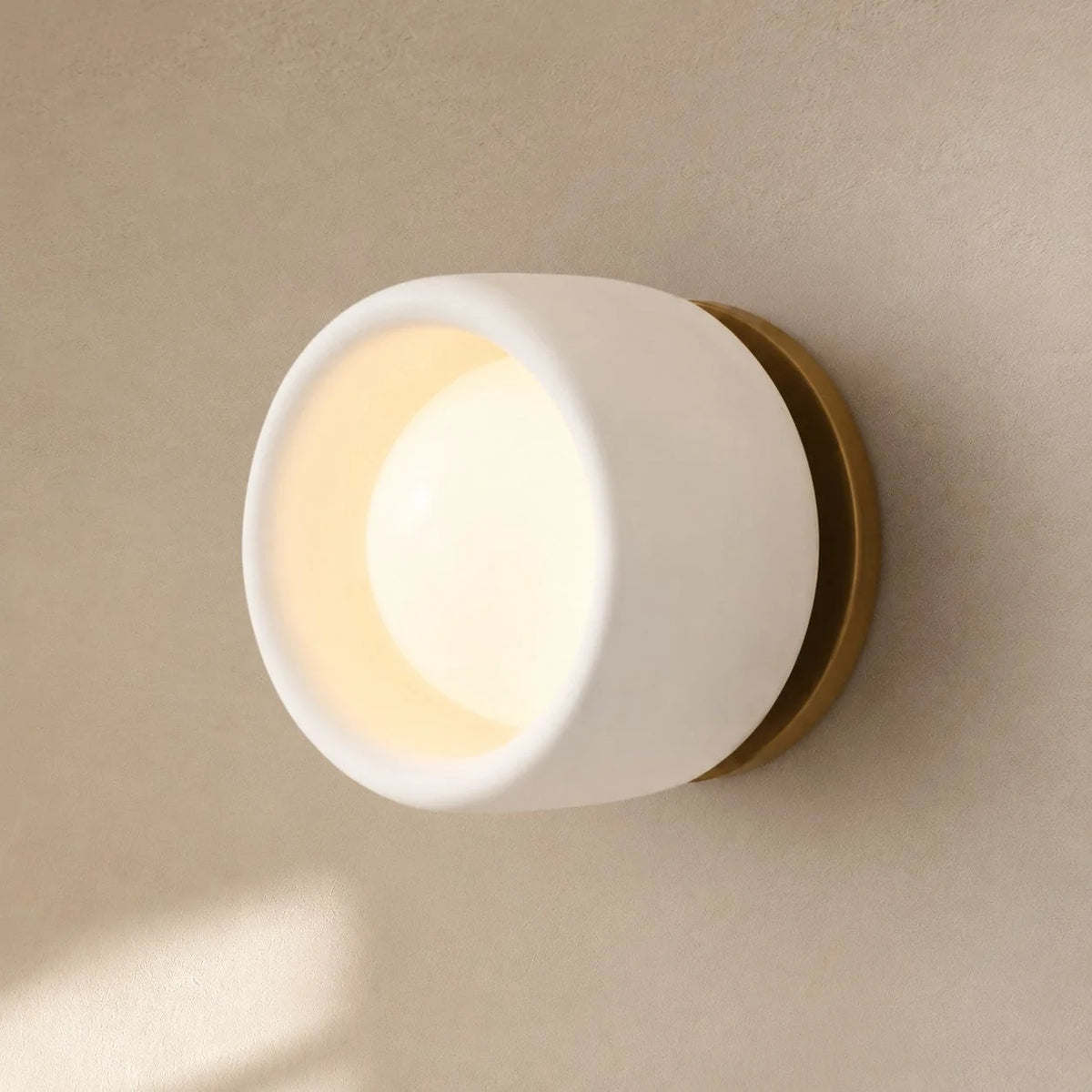 Wall Lamp Round Ceramic Flush Mount