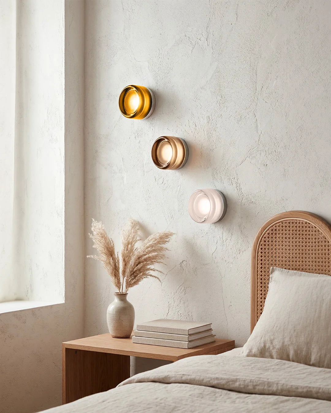 Wall Lamp Round Integrated LED Acrylic Diffuser