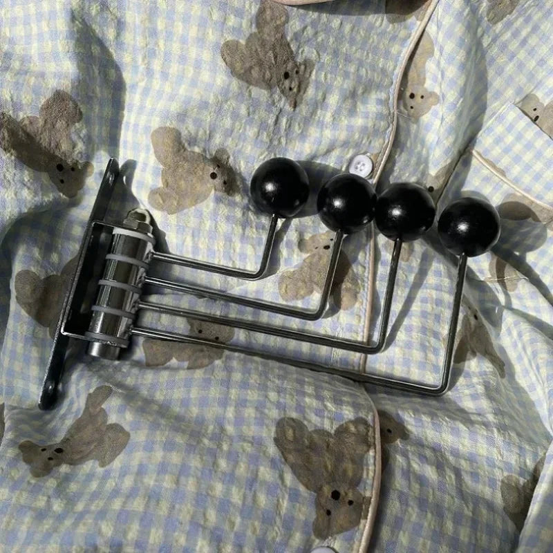 Wall-Mounted Coat Rack Rounded Knobs 3 Or 4 Hooks