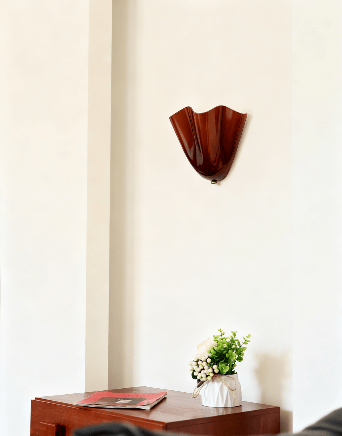 Wall Sconce Glass Petal Design Hardwired