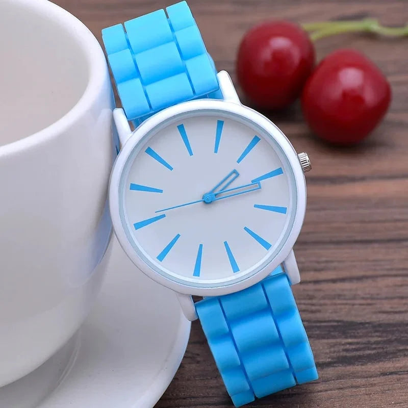 Watch Minimalist Stainless Steel Case Textured 20mm Strap