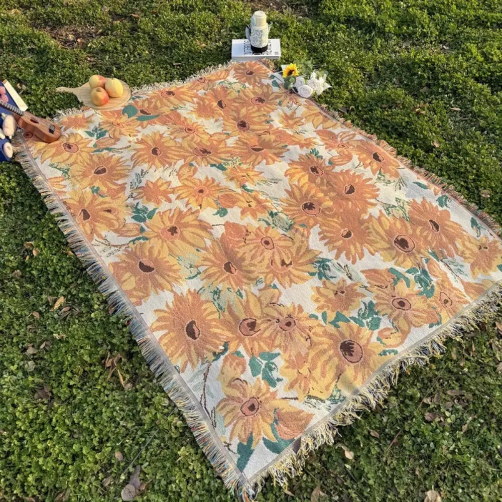 Water-Resistant Microfiber Floral Picnic Mat (71 x 51 in)
