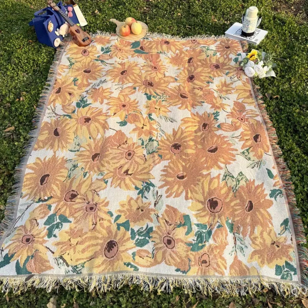 Water-Resistant Microfiber Floral Picnic Mat (71 x 51 in)