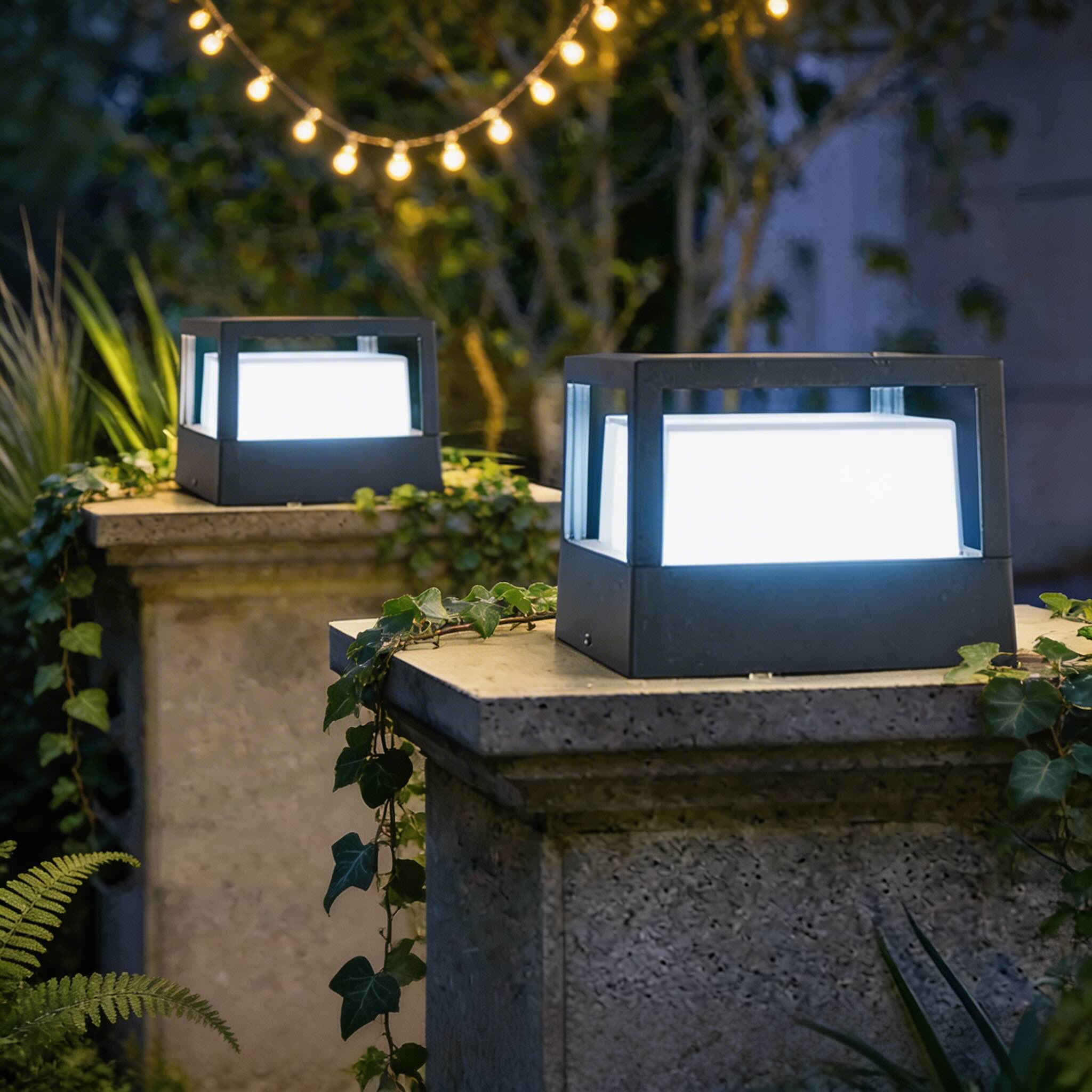 Waterproof IP54 Die-Cast Aluminum LED Pillar Light