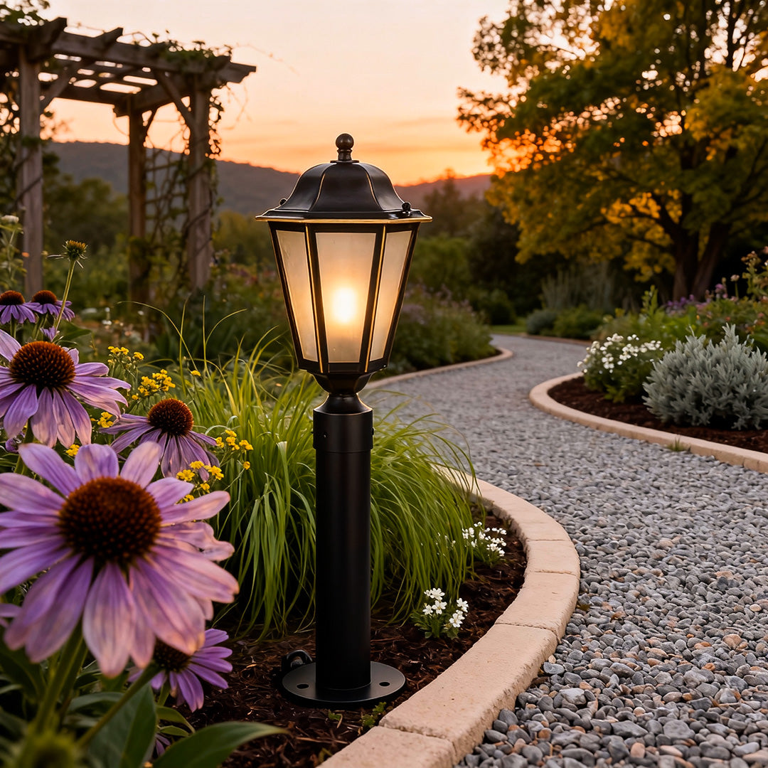 Weather-Resistant Copper Path Light (E27 Socket)
