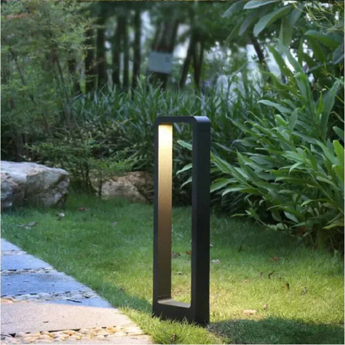 Weatherproof Aluminium Warm LED Garden Path Light (Solar & Hardwired)