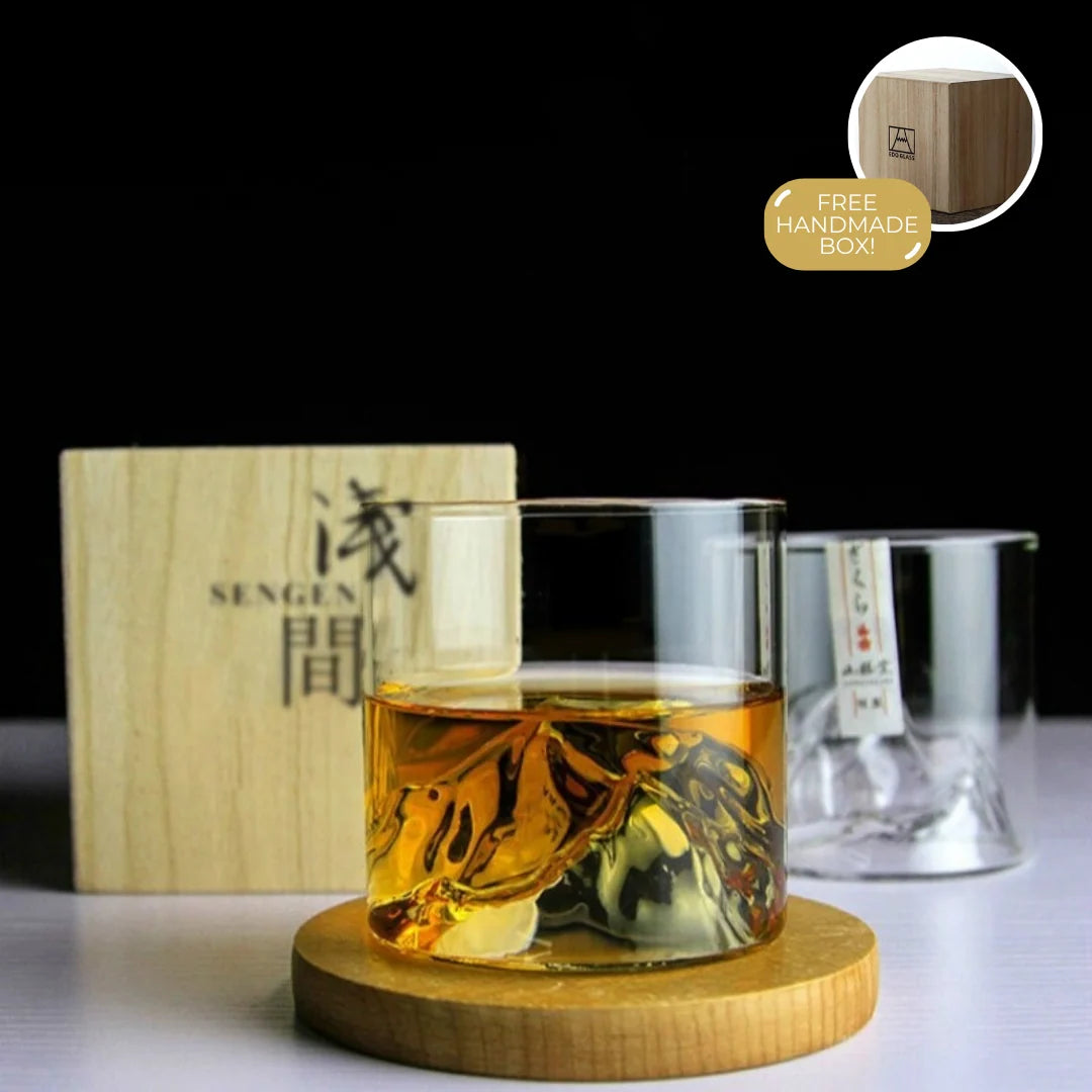 Whiskey Glass Set Mountain Relief & Wooden Gift Box