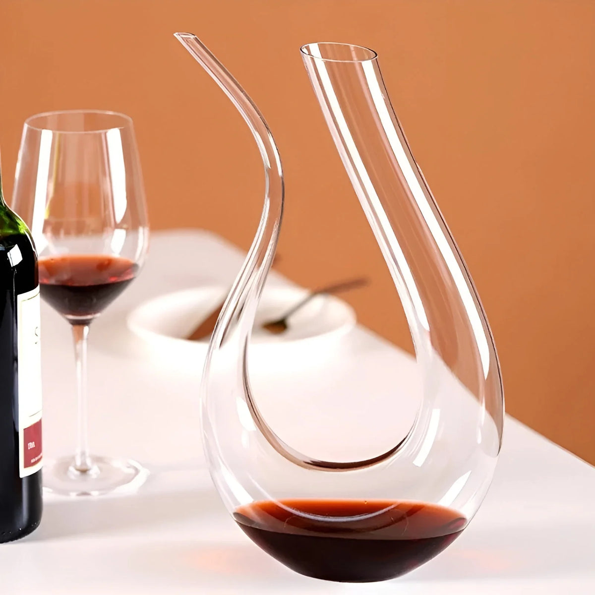 Wine Decanter Integrated Aerator Hand-Blown Crystal 1.5L