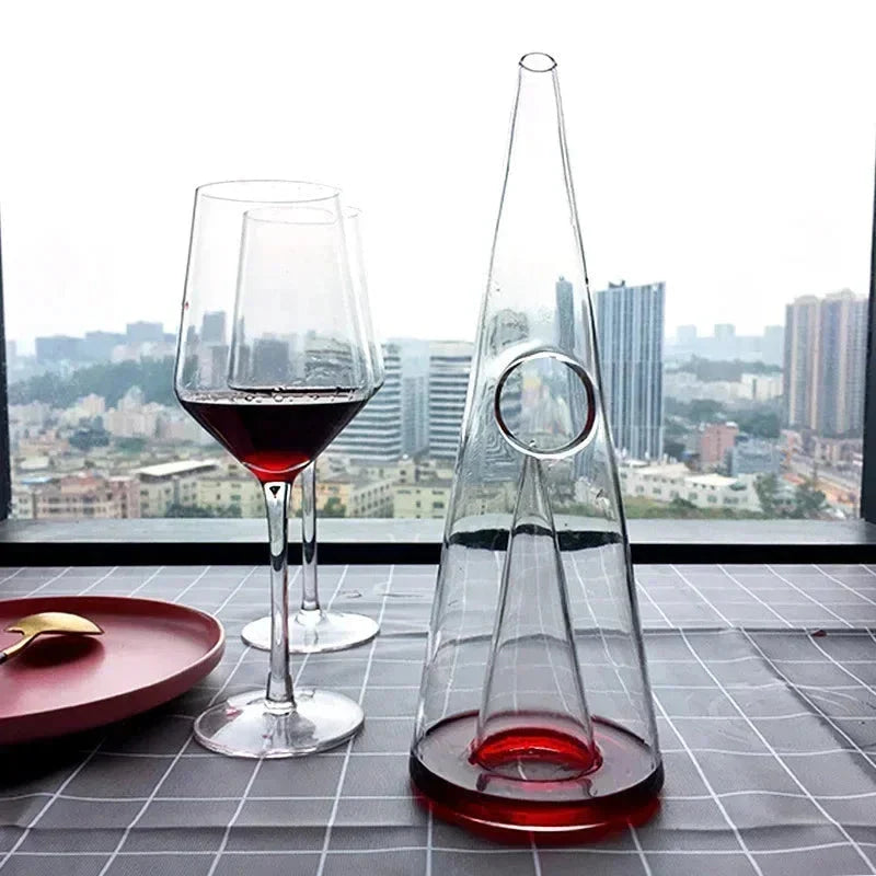 Wine Decanter Pyramid Aerating Waterfall Spout Clear Glass