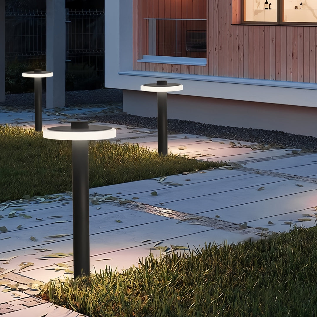 Wire-Free Rechargeable IP65 Aluminum Path Light (10–12 Hour Runtime)