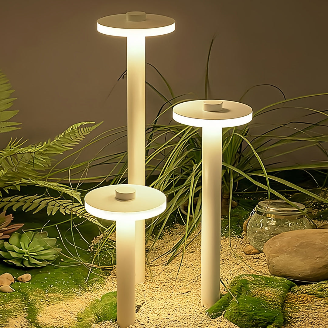 Wire-Free Rechargeable IP65 Aluminum Path Light (10–12 Hour Runtime)