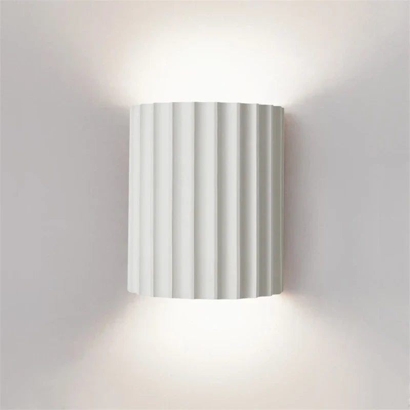 Contemporary Resin Wall Light – Elegant Indoor Lamp