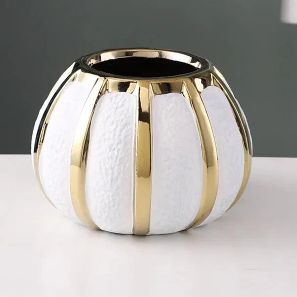 Elegant Fusion Decorative Vase