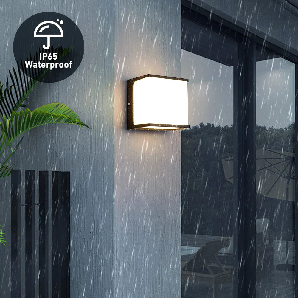 Modern LED Outdoor Wall Light – Waterproof Design
