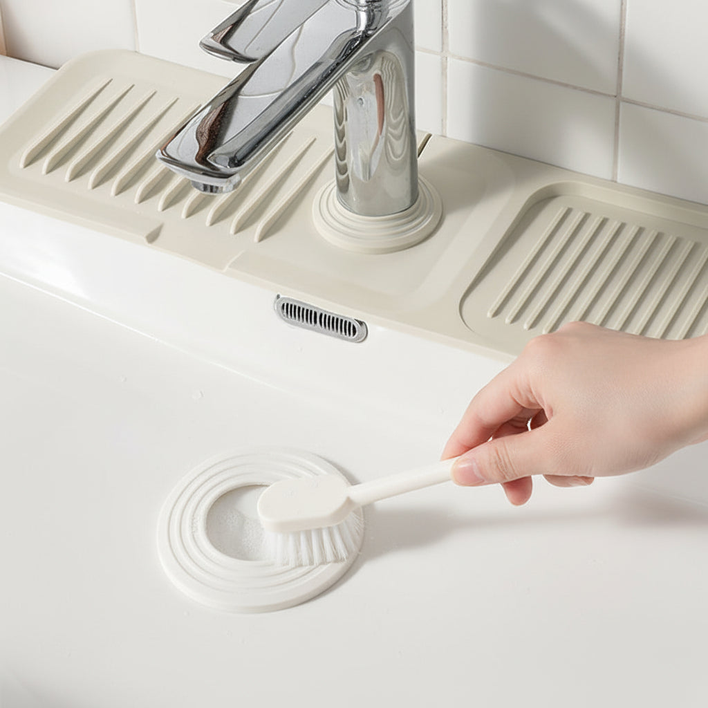 Self-Draining Silicone Sink Mat for Faucet Drips