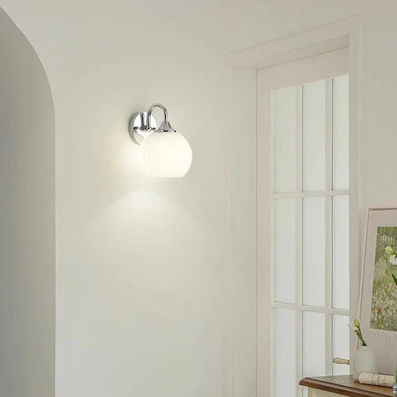 Modern Chrome Wall Light Fixture with Minimalist Design